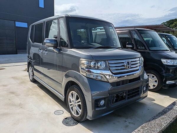 Ｎboxカスタム、H25 車検2年付　入荷！の画像